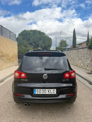 Volkswagen Tiguan  R-line 4 motion