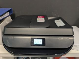 Stampante HP OfficeJet 5230 WiFi Scanner