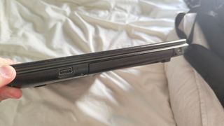 Acer Aspire E5-573G i3 12GB SSD 128GB + HDD 1TB