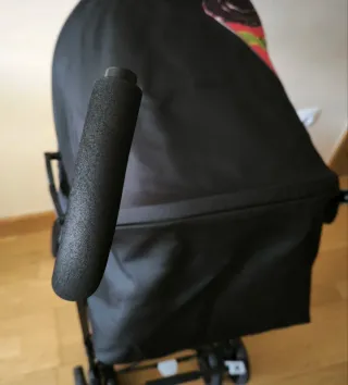 Como nueva!! Silla paseo niño plegado paraguas
