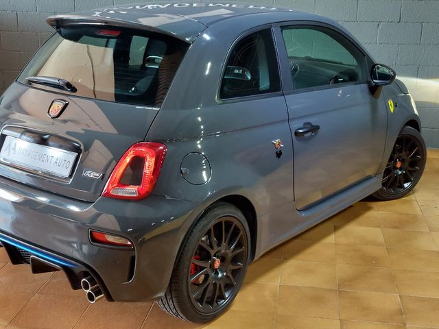 Abarth 595 2022
