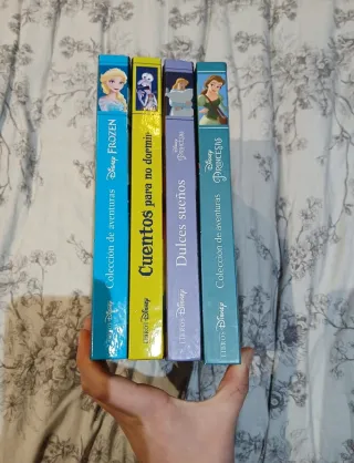Lote de 4 libros de disney