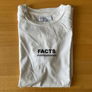 Camiseta Bershka FACTS Talla M