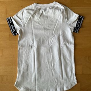 Camiseta Bershka FACTS Talla M