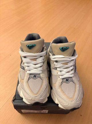 Zapatilla New Balance 9060 talla 39,5