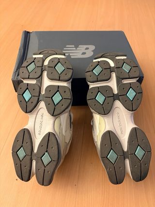 Zapatilla New Balance 9060 talla 39,5