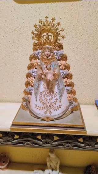Escultura Virgen del Rocío