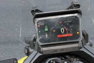 Honda XADV 750 Amarilla - 1500km