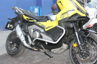 Honda XADV 750 Amarilla - 1500km