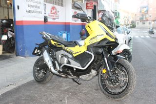 Honda XADV 750 Amarilla - 1500km