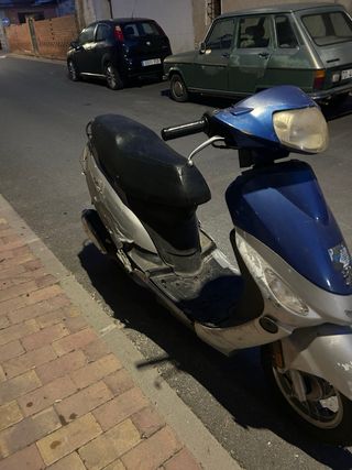 Peugeot V-Clic Scooter 50cc 4 tiempos