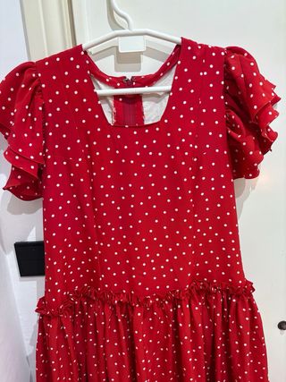 Traje de Gitana Rojo con Lunares Blancos. Marbella