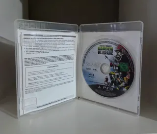 PS3 Plants vs Zombies Garden Warfare