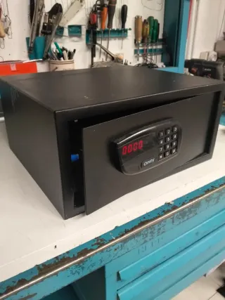 Caja fuerte de hotel Onity