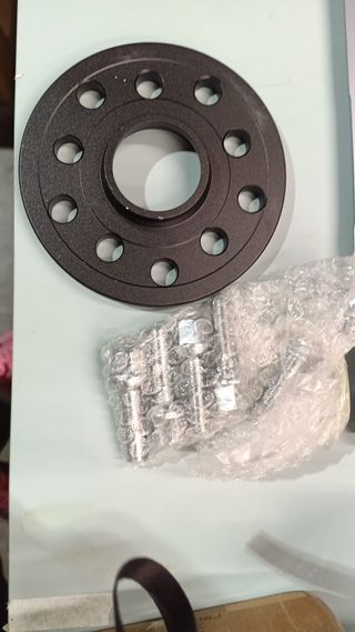 Espaciador o separador e rueda