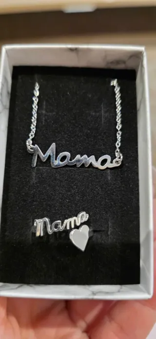 Conjunto collar y anillo Mama