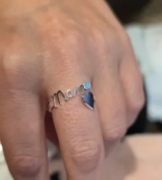 Conjunto collar y anillo Mama