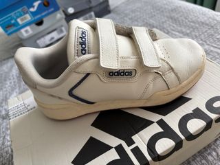 Zapatillas Adidas niño velcro blancas Talla 33