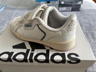Zapatillas Adidas niño velcro blancas Talla 33
