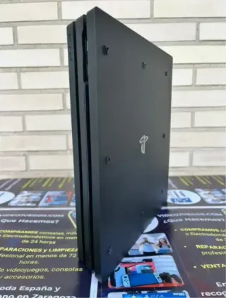 PS4 Pro 1TB Negra + PES 2018