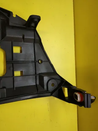 SOPORTE FARO DELANTERO IZQUIERDO PORSCHE BOXSTER