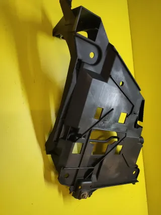 SOPORTE FARO DELANTERO IZQUIERDO PORSCHE BOXSTER