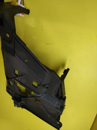 SOPORTE FARO DELANTERO IZQUIERDO PORSCHE BOXSTER