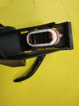 SOPORTE FARO DELANTERO IZQUIERDO PORSCHE BOXSTER