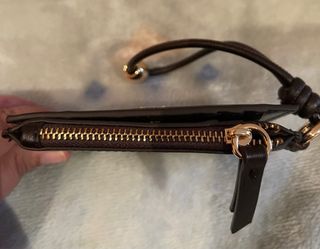 Tarjetero Mango Marrón sin usar