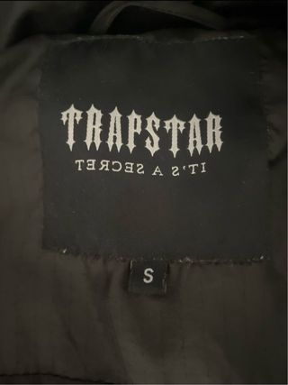 Trapstar Shooter Puffer Jacket Negra