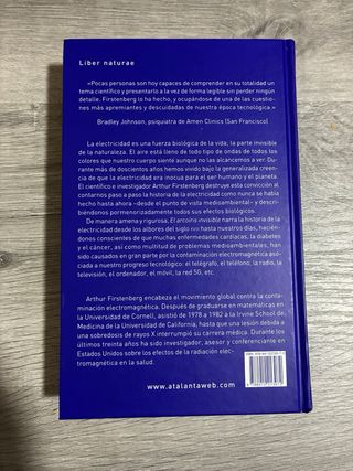 Libro El arcoíris invisible de Arthur Firstenberg