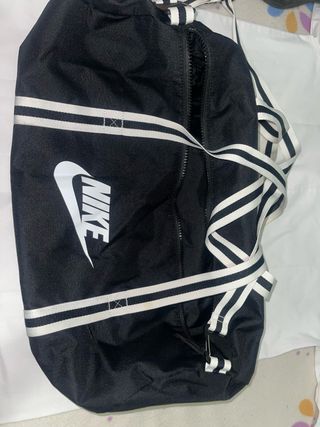 Bolsa deportiva Nike negra