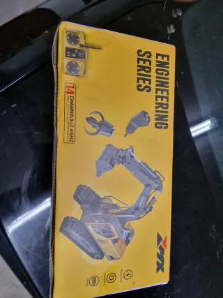 Excavadora teledirigida 14 canales 2.4GHz