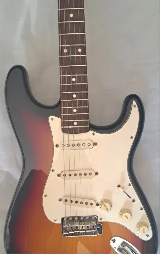 Fender Stratocaster japan