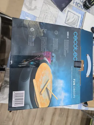 Crepera Cecotec con accesorios