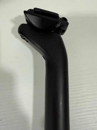 Tija carbono Megamo Raise 05