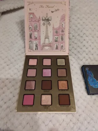 2 Paletas Maquillaje Too Faced y Urban Decay