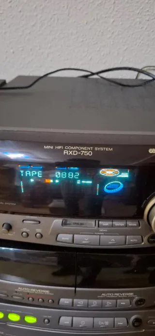 Cadena de música Kenwood RXD-750