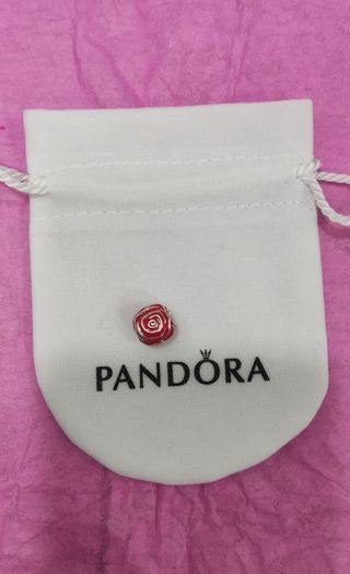 Pandora Charm Rosa florecida