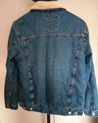 Cazadora vaquera Zara forrada Talla M