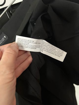 Falda Zara Negra Plisada