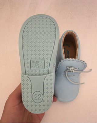 Zapatos niño azul piel
