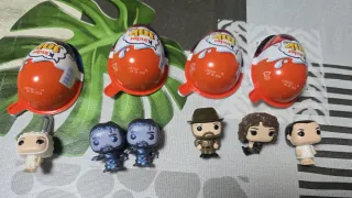Figuras Kinder Joy Stranger Things