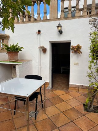 Se necesita chico para limpiar terrazas y jardin