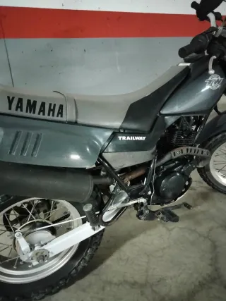 Yamaha TW 125 Trailway Gris