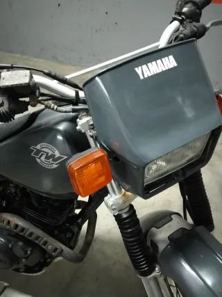 Yamaha TW 125 Trailway Gris