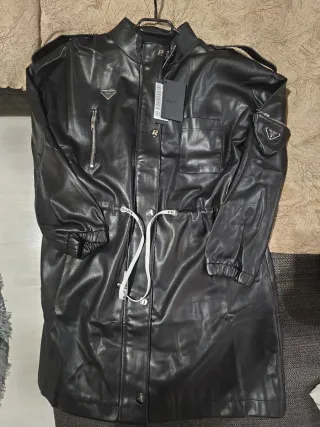 Chaqueta Prada Negra Piel Sintética