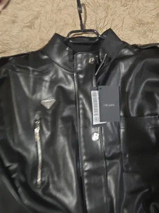 Chaqueta Prada Negra Piel Sintética