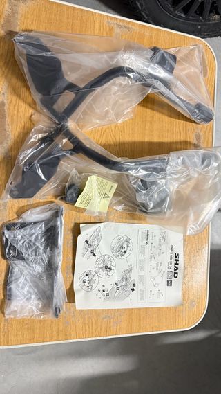 Maletas Laterales y Baúl SHAD BMW M 1000 XR