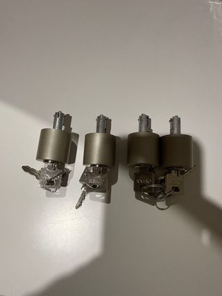 Cerradura para hojas correderas con llaves 60 l 4